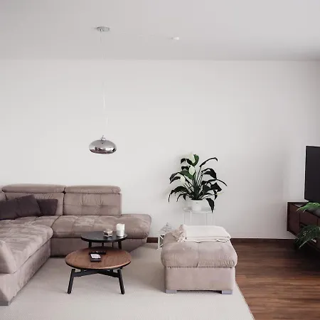 Moderne Mit Seeblick & Terrasse 96qm Lägenhet *