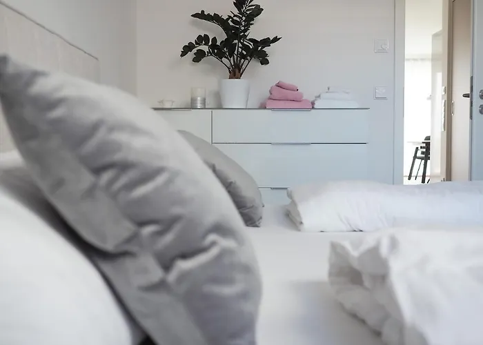 Apartament Moderne Mit Seeblick & Terrasse 96qm